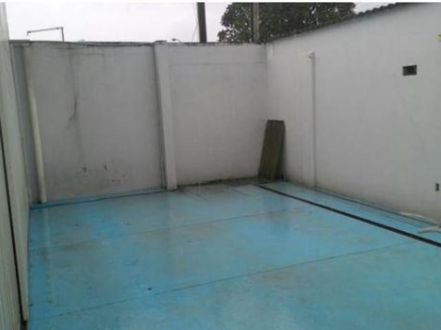 Foto do Galpão / Barracão - Galpão / Barracão para Locação 300M², Jardim São Vicente, São José dos Campos - SP | RUSSI IMÓVEIS