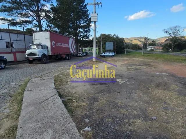 Galpão / Barracão com 11000m², para alugar, no bairro Matadouro em Barra do Piraí