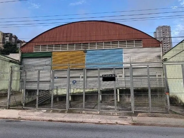 Galpão / Barracão com 1000m², para alugar, no bairro Vila Tibiriçá em Santo André