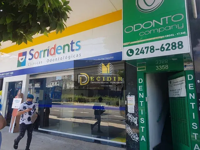 Galpão / Barracão com 250m², para alugar, no bairro Canindé em São Paulo