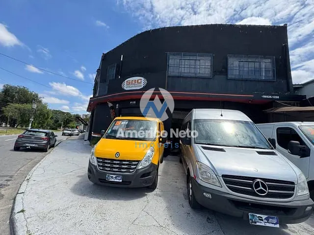 Galpão / Barracão com 350m², à venda ou para alugar, no bairro Vila Palmares em Santo André