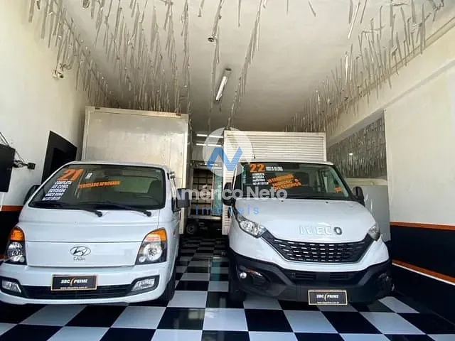 Galpão / Barracão com 350m², à venda ou para alugar, no bairro Vila Palmares em Santo André