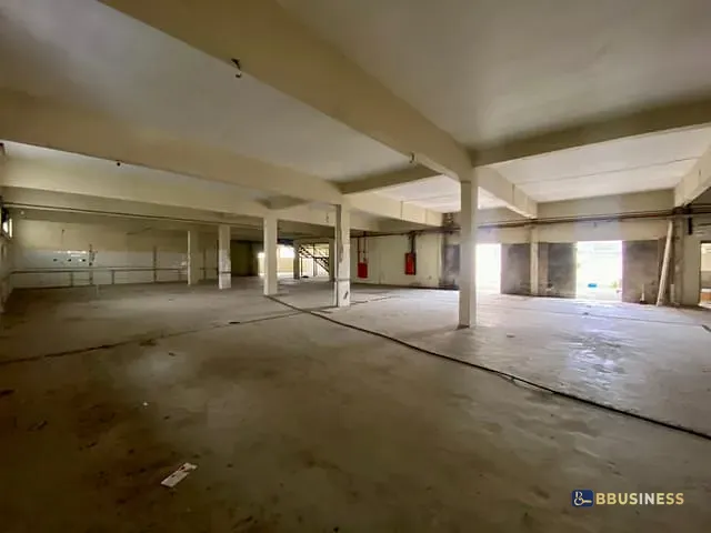 Galpão / Barracão à venda ou para alugar, no bairro Cerâmica em São Caetano do Sul