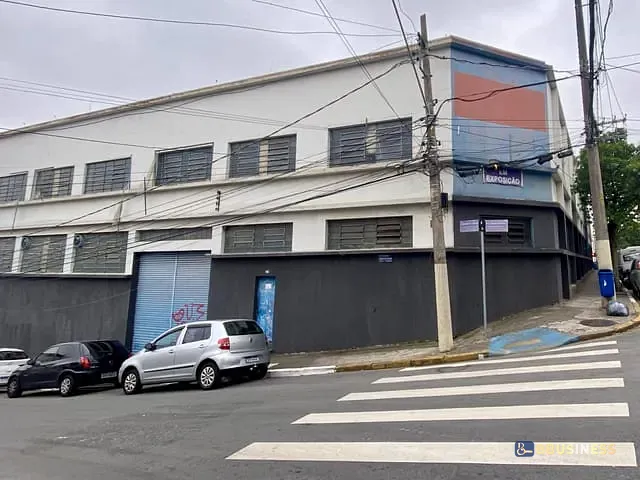 Galpão / Barracão à venda ou para alugar, no bairro Cerâmica em São Caetano do Sul