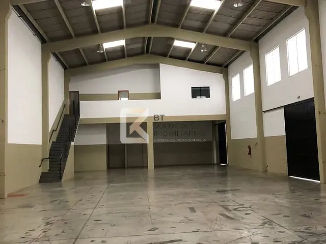 Galpão / Barracão com 887m², à venda, no bairro Comercial Vitória Martini em Indaiatuba