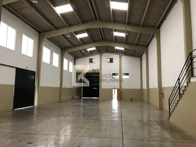 Galpão / Barracão com 887m², à venda, no bairro Comercial Vitória Martini em Indaiatuba