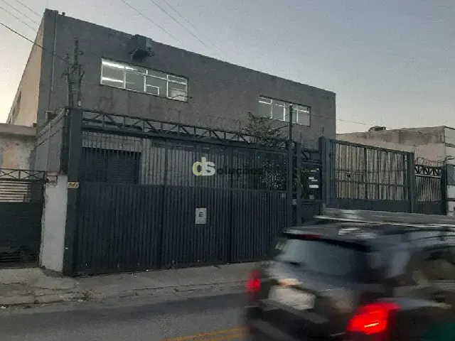 Galpão / Barracão com 1500m², para alugar, no bairro Parque Peruche em São Paulo