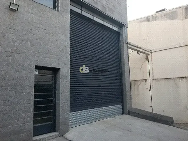Galpão / Barracão com 1500m², para alugar, no bairro Parque Peruche em São Paulo