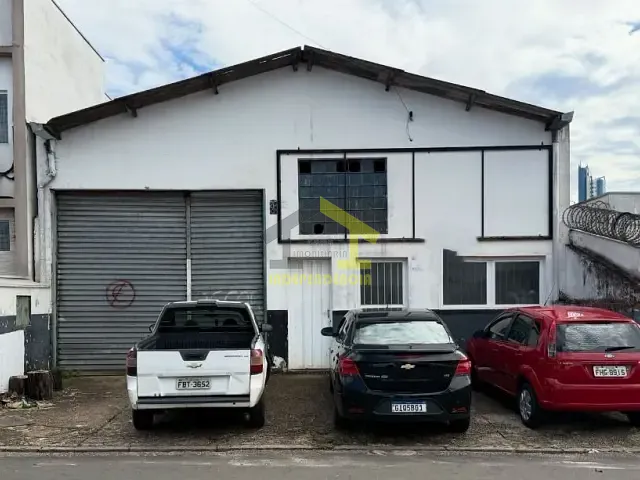 Galpão / Barracão com 250m², à venda, no bairro Jardim de Lucca em Itatiba