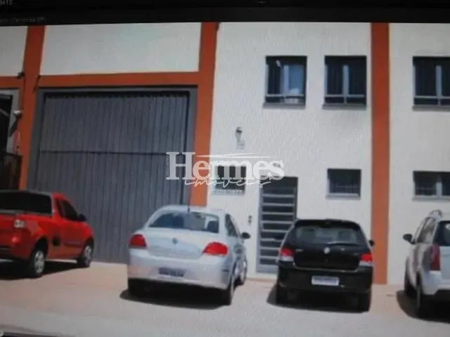 Galpão / Barracão com 609m², para alugar, no bairro Chácara de Recreio Barão em Campinas