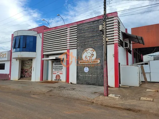 Galpão / Barracão com 1000m², para alugar, no bairro Centro Sul em Sorriso