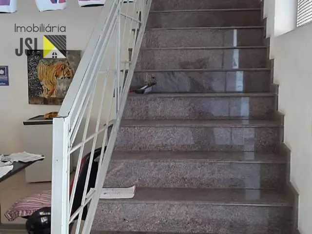 Galpão / Barracão com 700m², para alugar, no bairro Vila Antônio Augusto Luiz em Caçapava