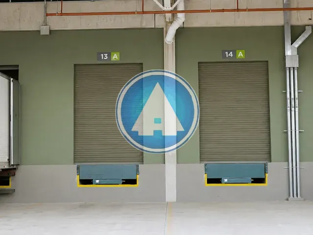 Galpão / Barracão com 5125m², para alugar, no bairro Perus em São Paulo