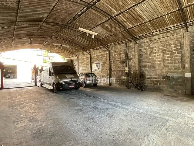 Galpão / Barracão com 360m², para alugar, no bairro São Lourenço em Niterói