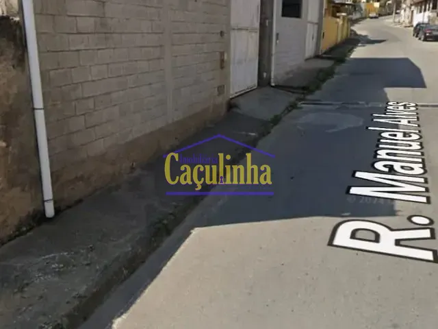 Galpão / Barracão com 330m², para alugar, no bairro Parque Santana em Barra do Piraí
