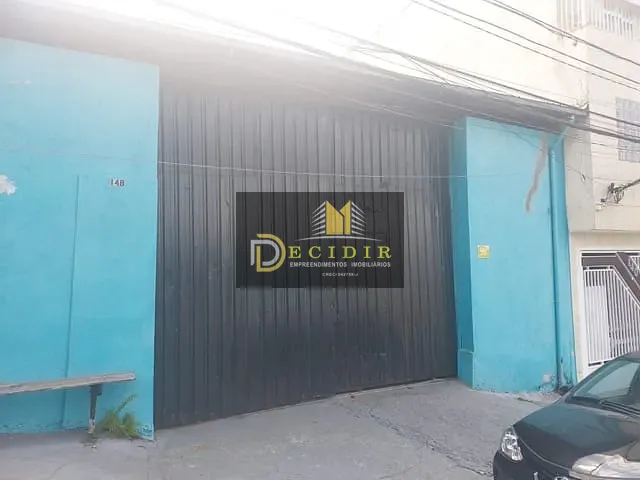 Galpão / Barracão com 250m², para alugar, no bairro Vila Ivg em São Paulo