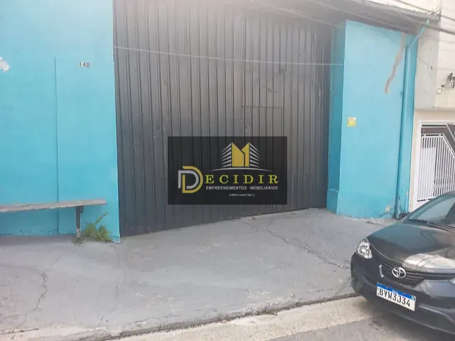 Galpão / Barracão com 250m², para alugar, no bairro Vila Ivg em São Paulo