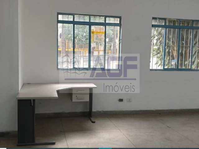 Galpão / Barracão com 252m², para alugar, no bairro Serraria em Diadema