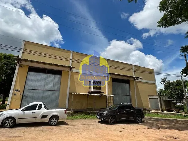 Galpão / Barracão com 1937m², à venda, no bairro Vila Dominguinho em Votorantim