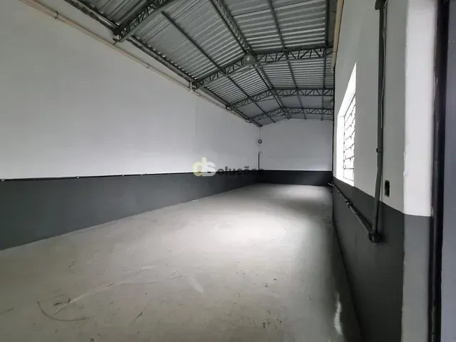 Galpão / Barracão à venda, no bairro Vila Anastácio em São Paulo