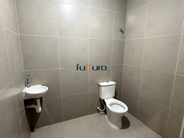 Galpão / Barracão com 360m², para alugar, no bairro Vila Boa Sorte em Goiânia