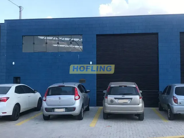 Galpão / Barracão com 130m², para alugar, no bairro Parque Mãe Preta em Rio Claro