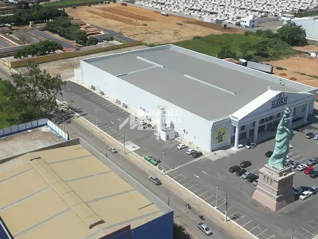 Galpão / Barracão com 3800m², para alugar, no bairro Boa Vista em Vitória da Conquista