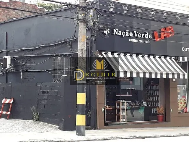 Loja com 300m², para alugar, no bairro Santana em São Paulo