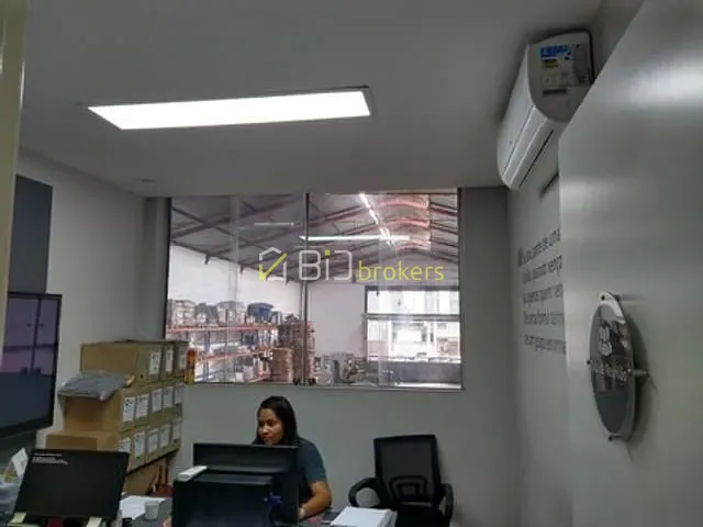 Galpão / Barracão com 1100m², à venda ou para alugar, no bairro Penha de França em São Paulo