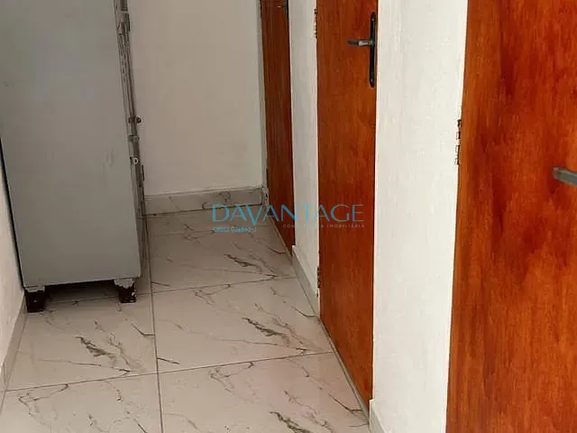 Galpão / Barracão com 1100m², à venda ou para alugar, no bairro Lapa em São Paulo