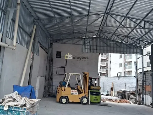 Galpão / Barracão para alugar, no bairro Ipiranga em São Paulo