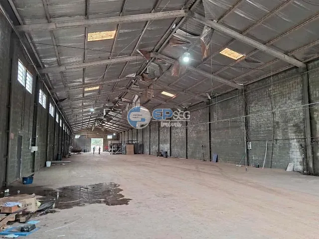 Galpão / Barracão com 2209m², à venda, no bairro Jardim Rosicler em Londrina