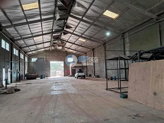 Galpão / Barracão com 2209m², à venda, no bairro Jardim Rosicler em Londrina