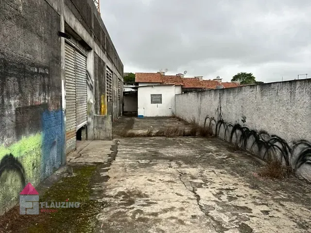 Galpão / Barracão com 1300m², à venda, no bairro Jardim Vale das Virtudes em São Paulo