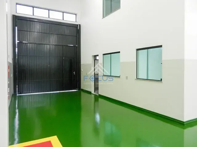 Galpão / Barracão com 560m², para alugar, no bairro Parque União em Jundiaí