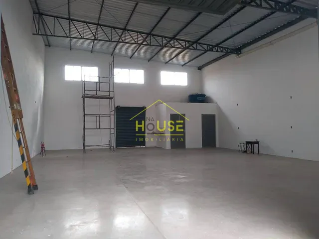 Galpão / Barracão com 200m², para alugar, no bairro Parque Industrial em São José do Rio Preto