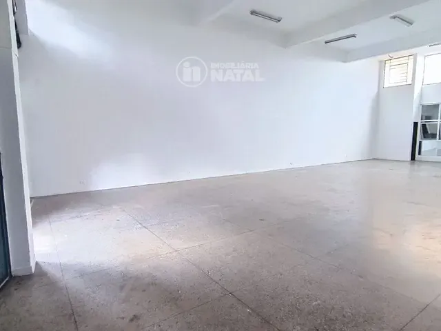 Galpão / Barracão com 200m², para alugar, no bairro shangrilá em Londrina