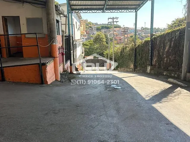 Galpão / Barracão com 4000m², para alugar, no bairro Laranjeiras em Caieiras