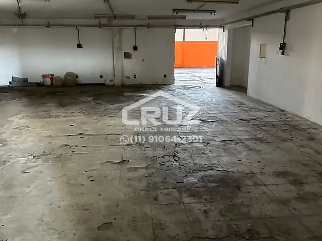 Galpão / Barracão com 4000m², para alugar, no bairro Laranjeiras em Caieiras