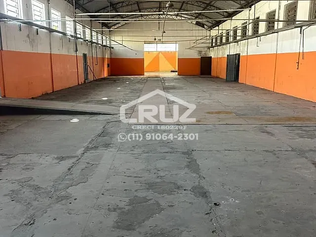 Galpão / Barracão com 4000m², para alugar, no bairro Laranjeiras em Caieiras