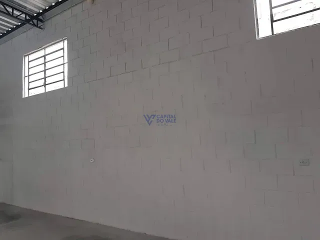 Galpão / Barracão com 250m², à venda ou para alugar, no bairro Jardim Satélite em São José dos Campos