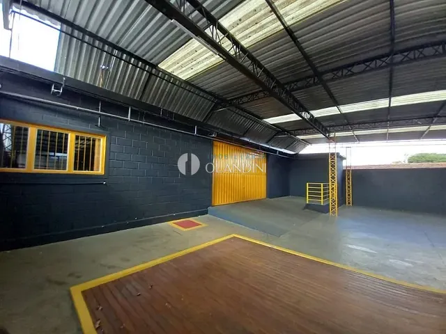 Galpão / Barracão com 500m², para alugar, no bairro Centro em Artur Nogueira