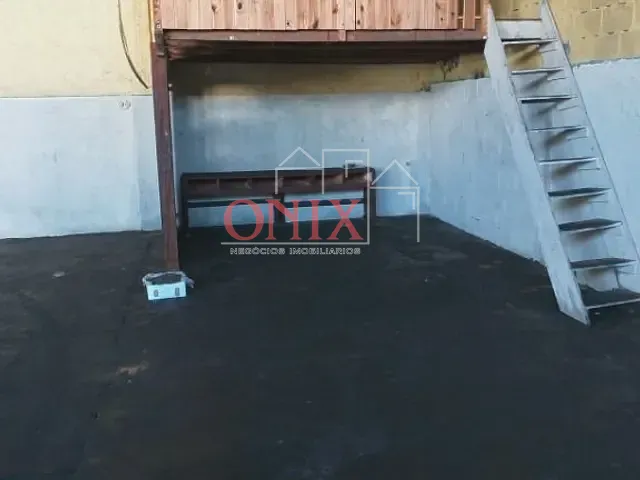 Galpão / Barracão com 200m², para alugar, no bairro Vila Mogilar em Mogi das Cruzes