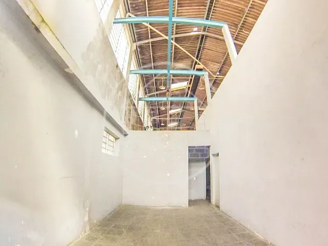 Galpão / Barracão com 580m², à venda, no bairro Vila Santana em São Paulo