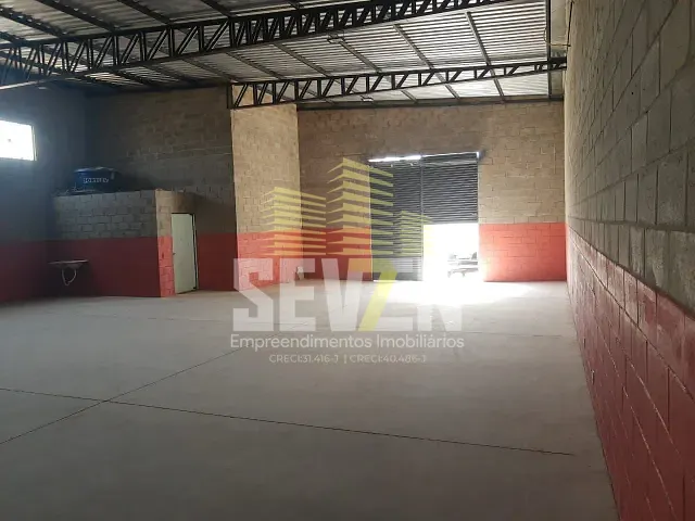 Galpão / Barracão com 322m², à venda ou para alugar, no bairro Parque Roosevelt em Bauru