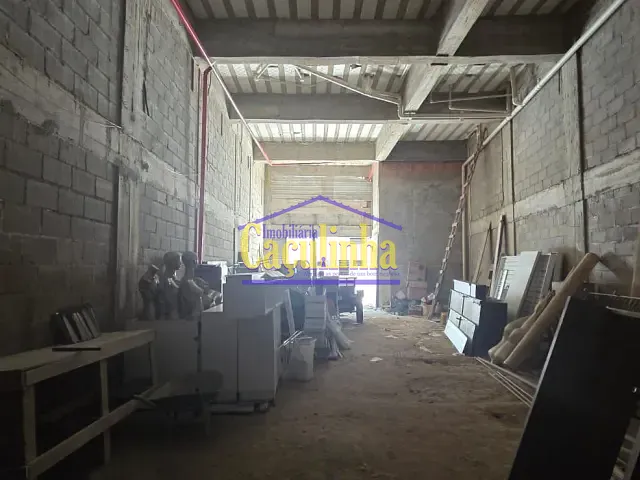 Galpão / Barracão com 962m², para alugar, no bairro Matadouro em Barra do Piraí