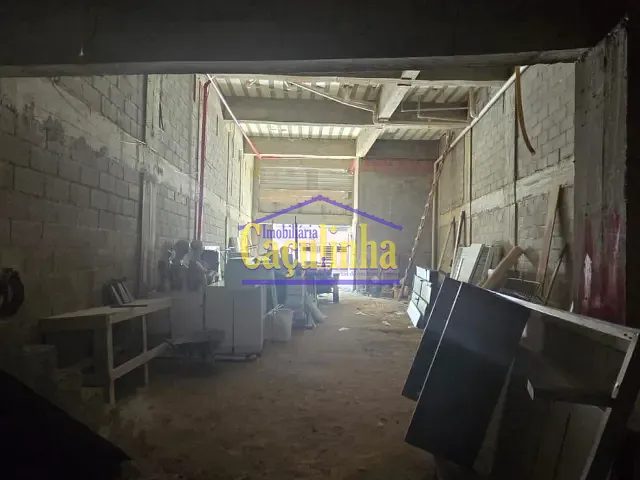 Galpão / Barracão com 962m², para alugar, no bairro Matadouro em Barra do Piraí