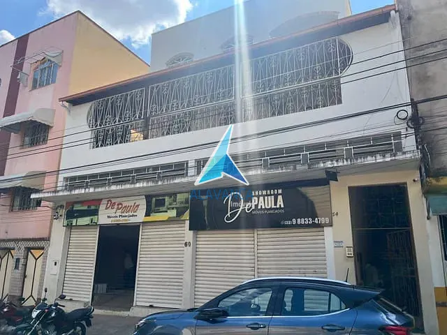 Prédio com 704m², à venda, no bairro Nossa Senhora das Graças em Governador Valadares