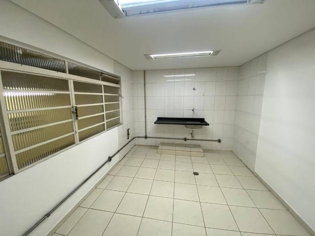 Prédio à venda, no bairro Cambuci em São Paulo