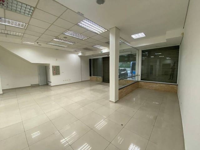 Prédio à venda, no bairro Cambuci em São Paulo
